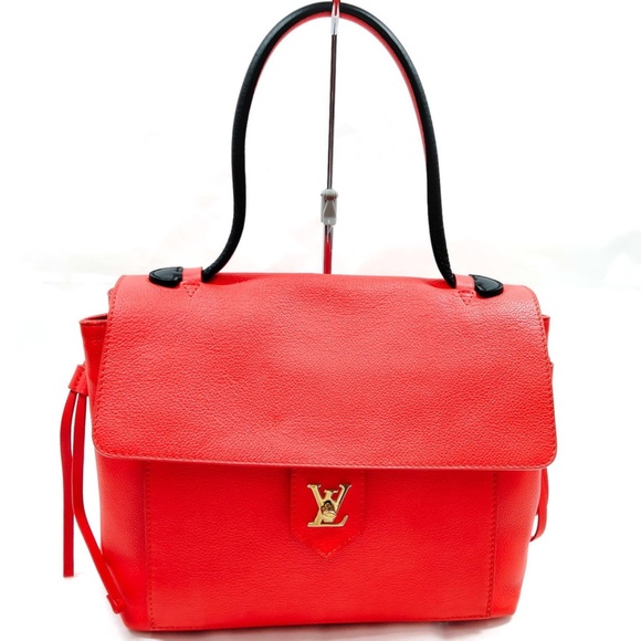 LOUIS VUITTON - Lock Me PM Red Parnassea R1.073 - Picture 1 of 5